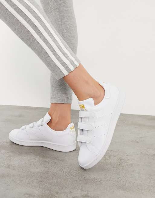 Stan smith triple white outfit sale