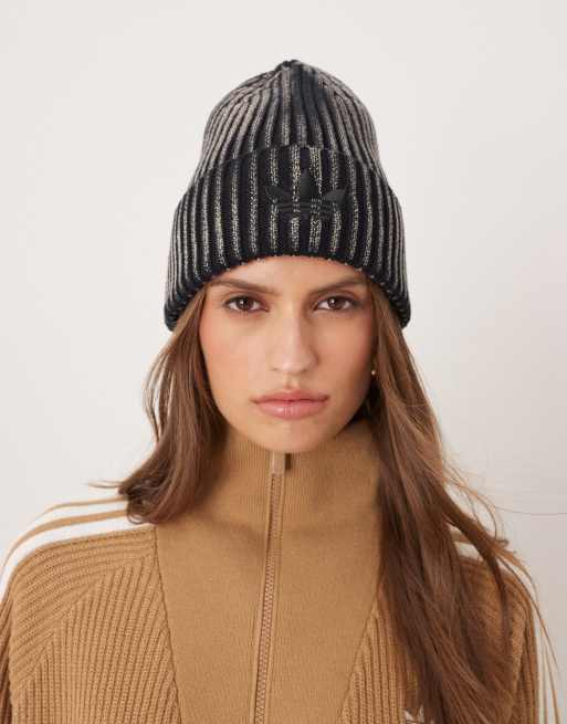 adidas Originals – Strickmütze in verwaschenem Steinbeige mit geripptem Detail