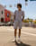 Thumbnail 1 van 4