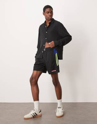 adidas Originals - Summer Football - Short - Noir et jaune