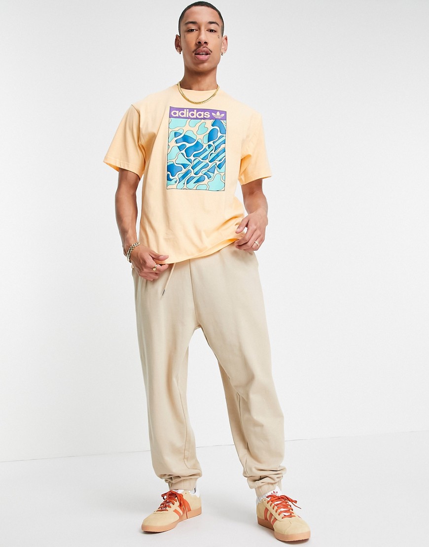 adidas Originals – Summer – Orangefärgad t-shirt med treklöver-tryck