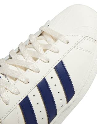 Adidas originals men's shop superstar 2 trainers white/navy