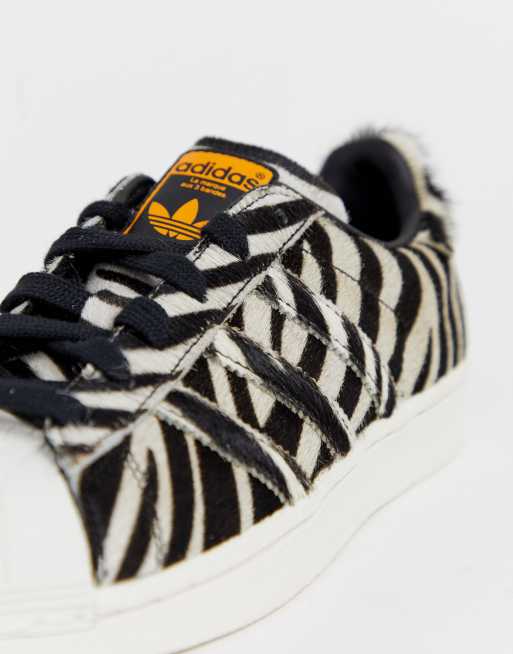 Chaussure hotsell adidas zebra