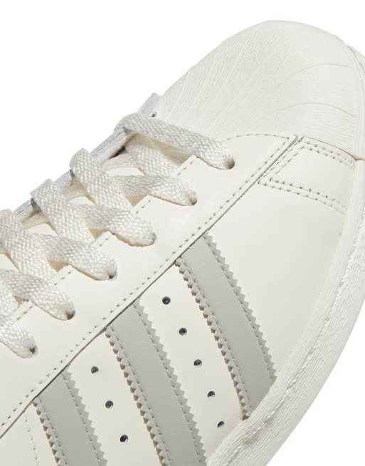 Superstar adidas shop grise et blanche