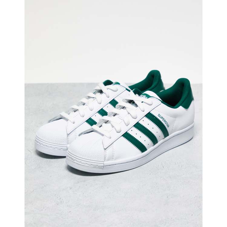 Adidas superstar verte store et blanche