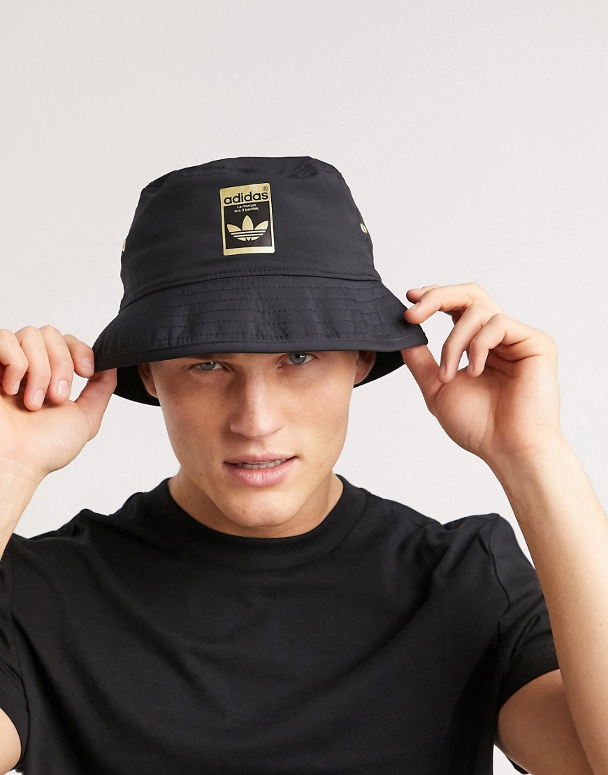 Adidas Originals superstar bucket hat with gold logo-Black