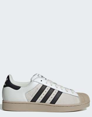 Superstar 1