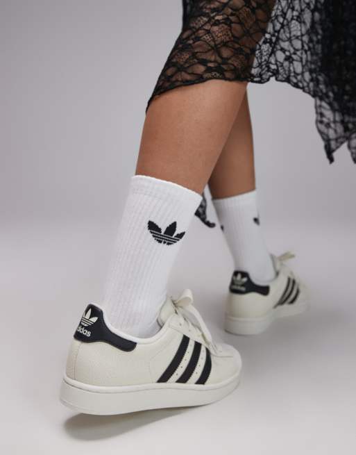 adidas Originals – Superstar II – Sneaker in Cremeweiß und Schwarz, 3 von 5