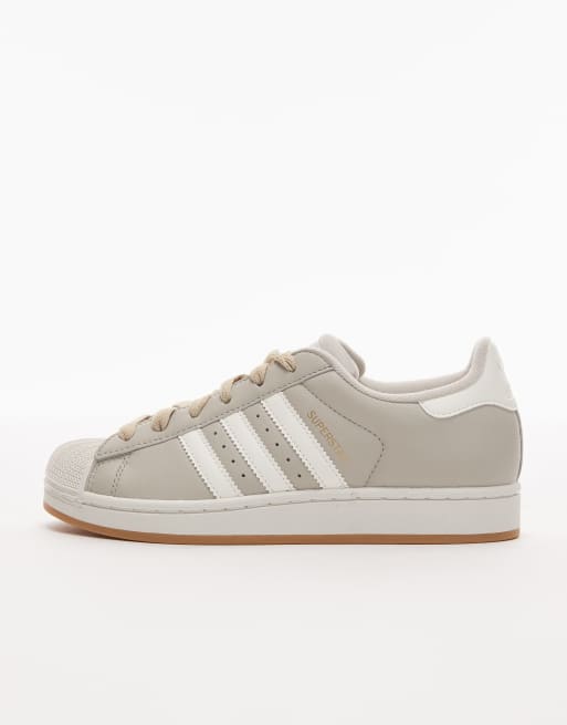 adidas Originals – Superstar II – Sneaker in Hellgrau und Weiß , 2 von 5