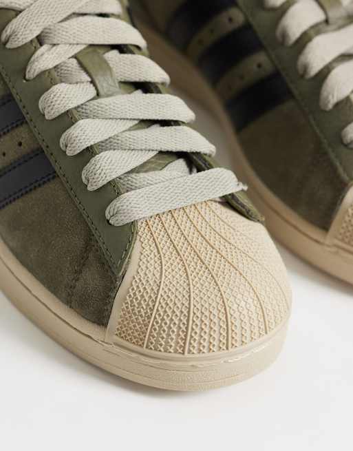adidas Originals – Superstar II – Sneaker in Khaki und Schwarz, 3 von 5