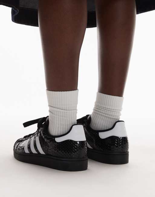 adidas Originals – Superstar II – Sneaker in Metallic-Schwarz mit Krokomuster , 3 von 5