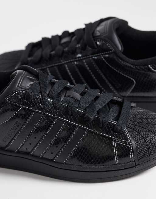 adidas Originals – Superstar II – Sneaker in Schwarz mit abgestimmtem Schlangenhautmuster , 3 von 5