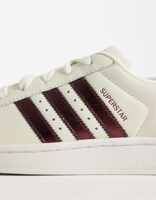 adidas Originals – Superstar II – Sneaker in Wollweiß und Metallic-Kastanienbraun, 3 von 5