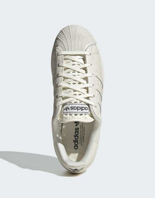 adidas Originals Superstar II Sneaker in Wollweiß, 2 von 4