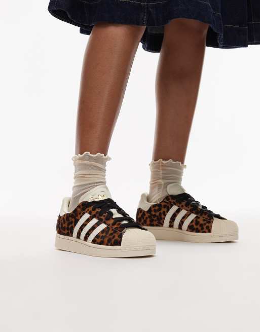 adidas Originals – Superstar II – Sneaker mit Leopardenprint in Ponyhaaroptik
