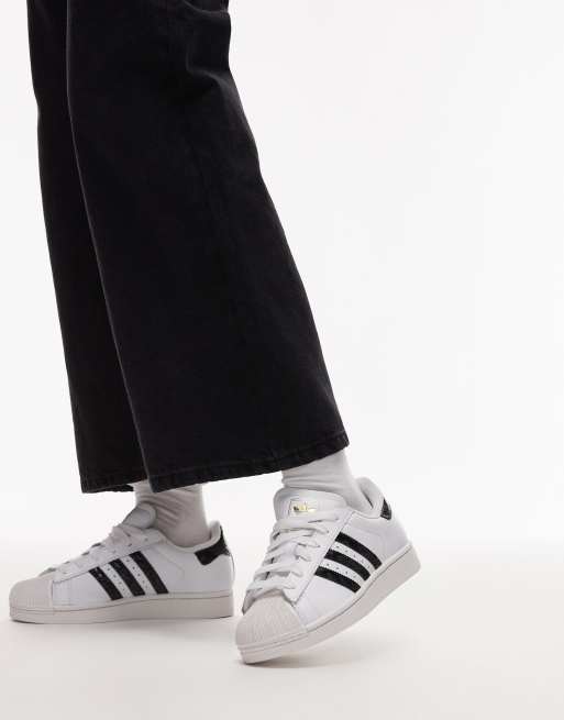 adidas gazelle silver green womens ADIDAS ORIGINALS Men's Black and White Superstar Sneakers  Pavidas
