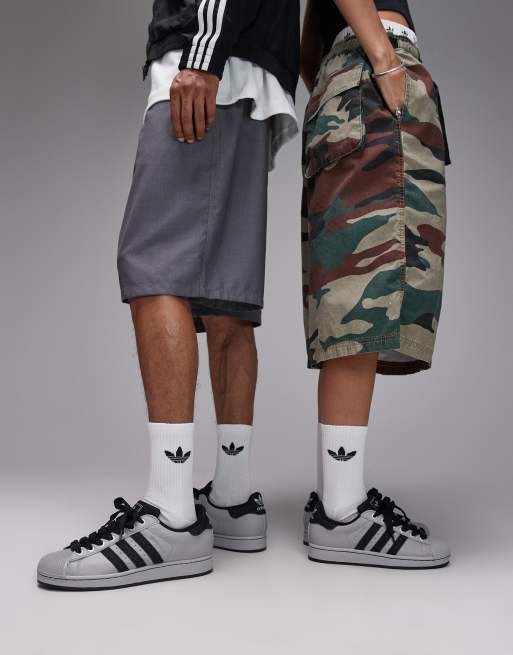 adidas Originals - Superstar II - Sneakers in grijs met zwarte denim