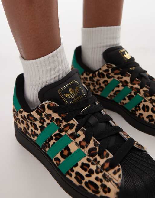 adidas Originals Superstar II Sneakers in luipaardprint en