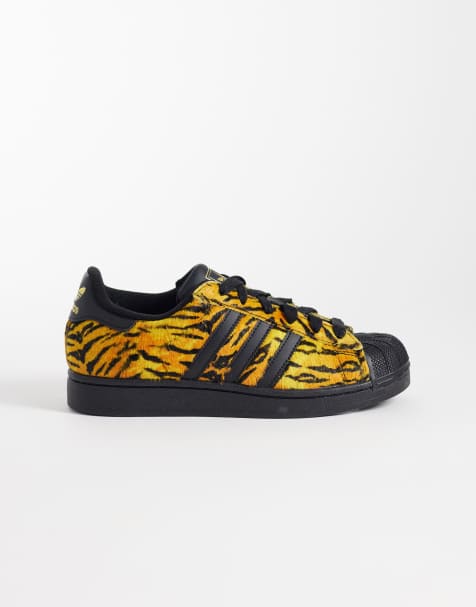 adidas Originals Superstar II sneakers in tiger print - view 1