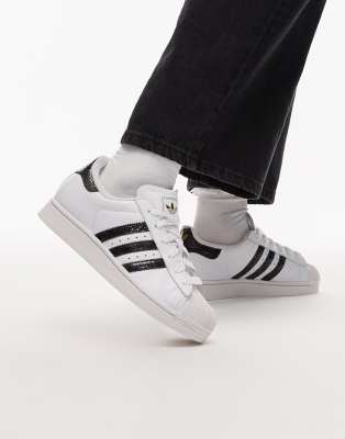 adidas Originals Superstar II sneakers in white and snake-print black | ASOS