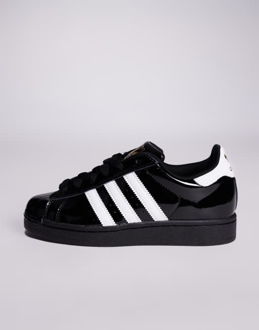 adidas Originals Superstar II Sneakers in zwart en wit lakleer