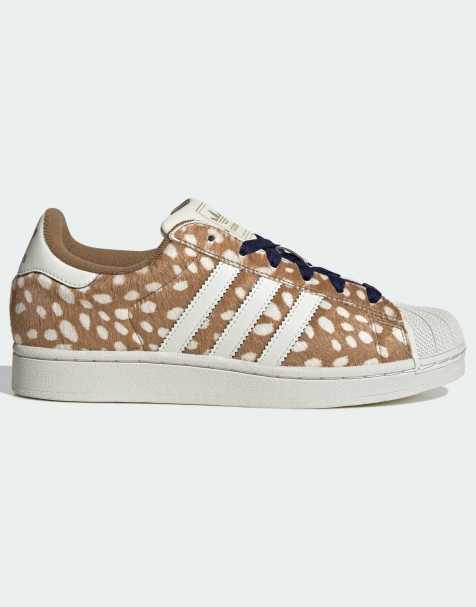 adidas Originals Superstar II trainers in deer print - view 1