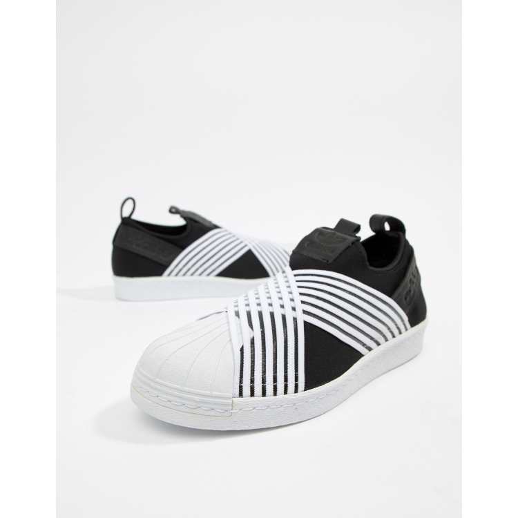 Adidas superstar slip store on zwart