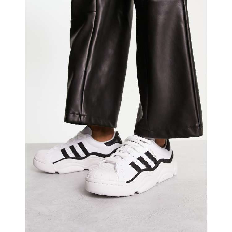 Adidas chunky cheap sneakers black