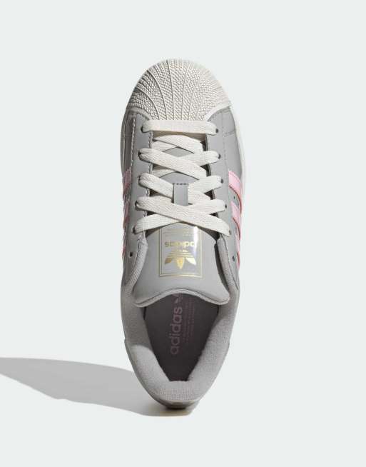adidas Originals Superstar Schuhe in Grau, Clear Pink und Wollweiß, 3 von 4