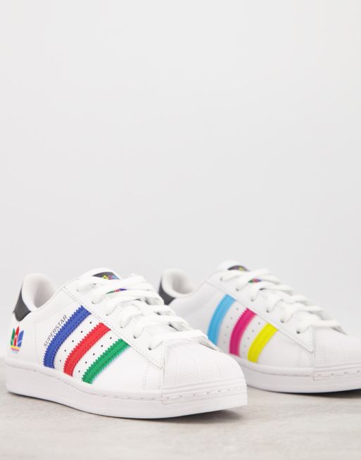 Bunte cheap adidas superstars