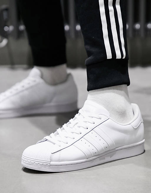 adidas Originals – Superstar – Sneaker in Weiß | ASOS