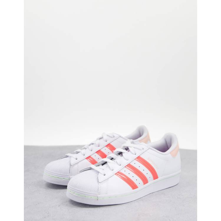 Adidas bianche 2025 e rosa