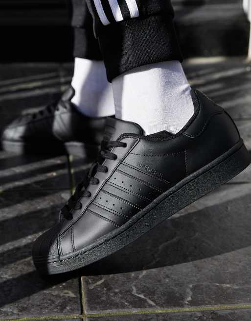 Adidas originals shop sneakers black