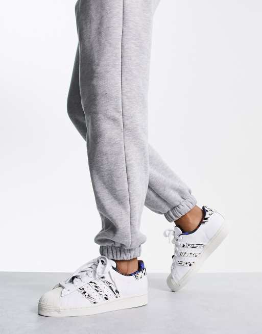 butterfly in Superstar | sneakers white Originals with ASOS adidas print