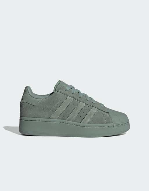 adidas Originals Superstar - Sneakers in zilver groen