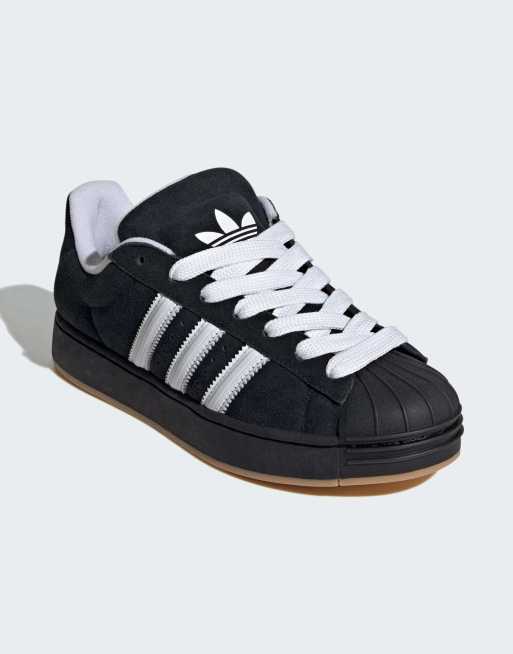 adidas Originals  Superstar St  Schuhe in Core Black / Cloud White | ASOS