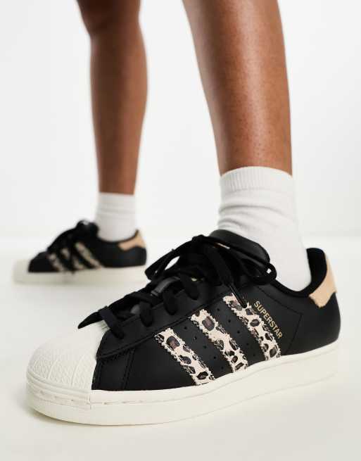 adidas Originals – Superstar – Svarta, leopardmönstrade sneakers
