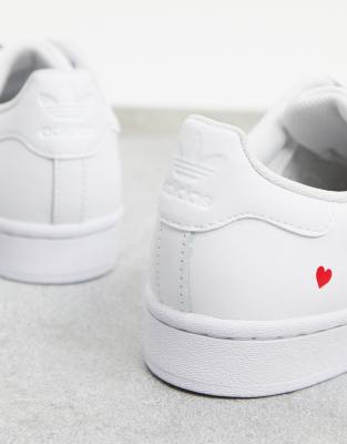 weisse superstars