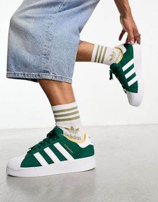  Superstar XLG trainers in collegiate green