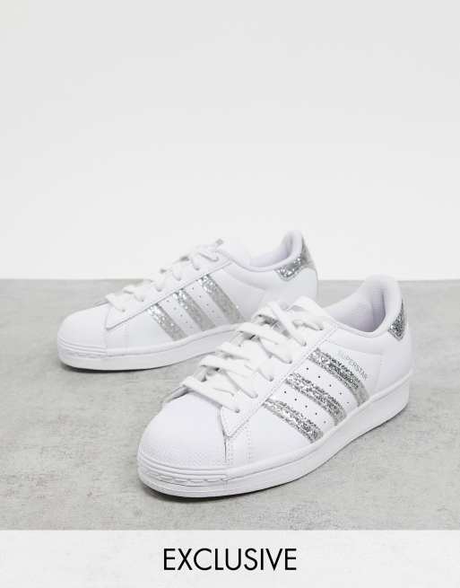 gemakkelijk ophouden Oxide HelpcenterShops | komplet adidas damski shoes | adidas Originals Superstars  sneakers in glitter