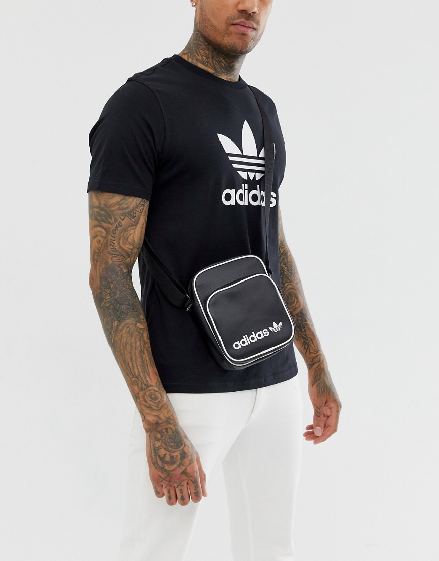 Adidas Originals – Svart flight-bag