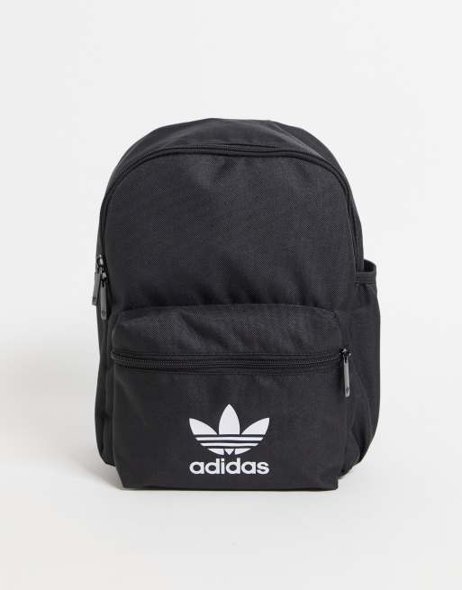 adidas Originals – Svart liten ryggsäck med treklöver
