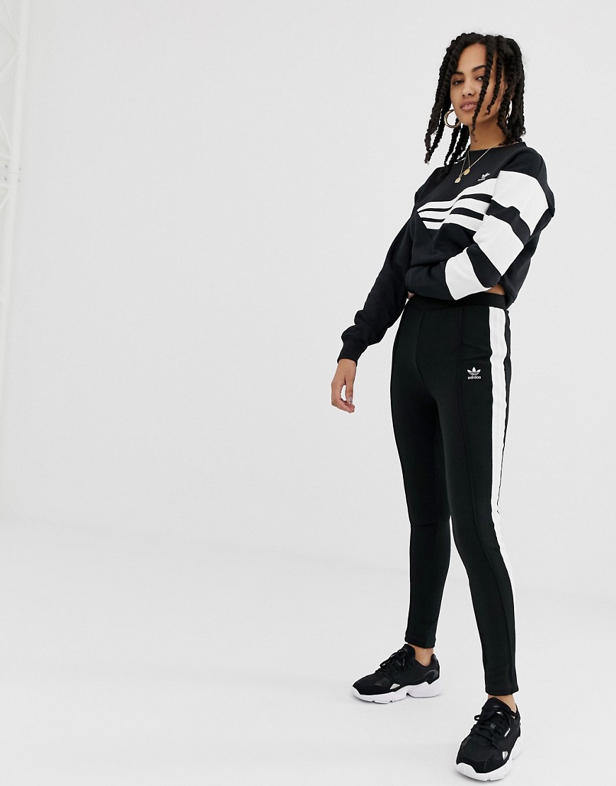 Adidas Originals – svarta mjukisbyxor i super slim fit med sidorand