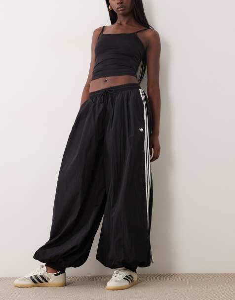 adidas Originals – Svarta träningsbyxor i nylon med ballongben - view 1