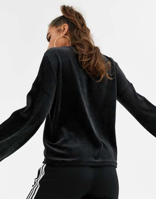 sweat adidas logo sur les manches sweat adidas logo sur les manches