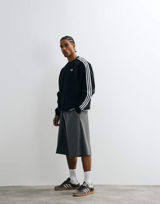 adidas Originals Sweatshirt mit drei Streifen in Schwarz, 2 von 5