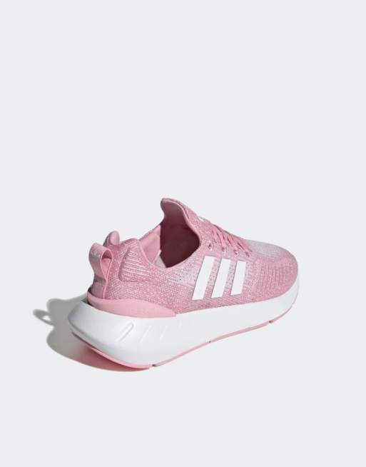 Adidas originals swift run trainers in pink outlet multi