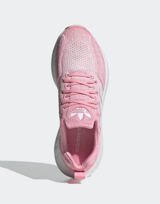 Adidas originals swift outlet run grey and pink