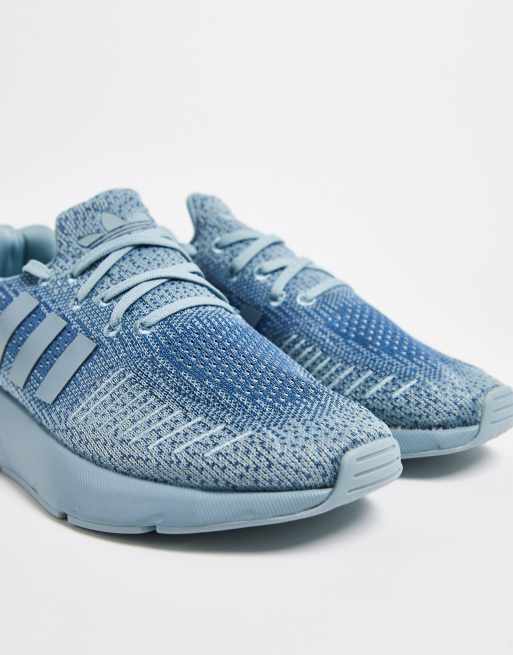 Swift store run blau