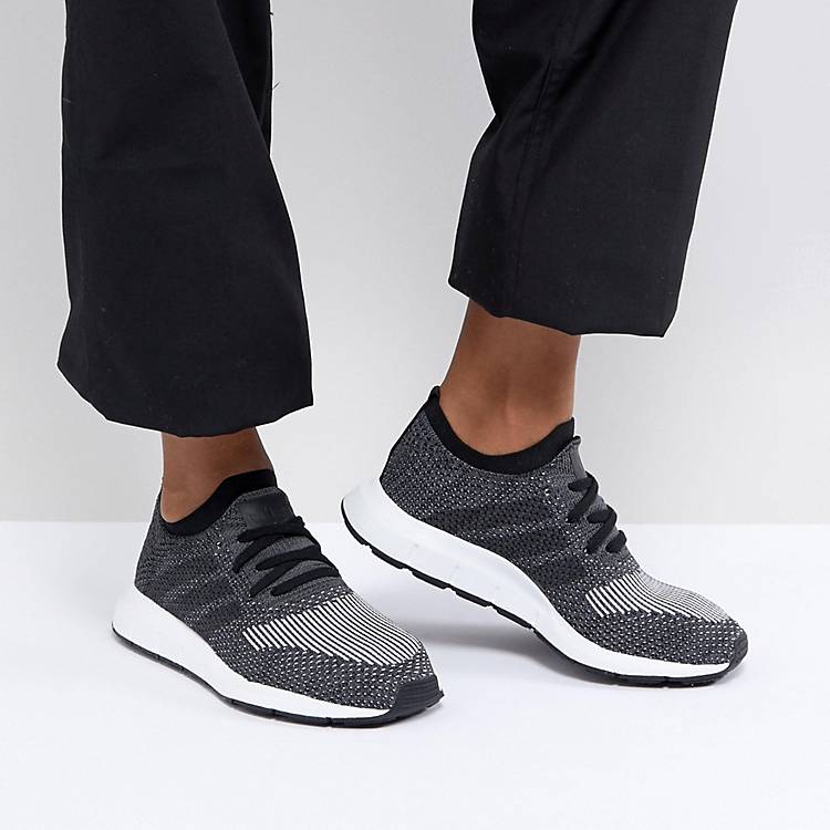 Vandalize package nice to meet you adidas Originals Swift Run Primeknit Sneakers In Black | ASOS